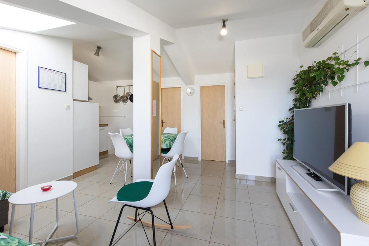 Apartment & Rooms Ivica كرك المظهر الخارجي الصورة