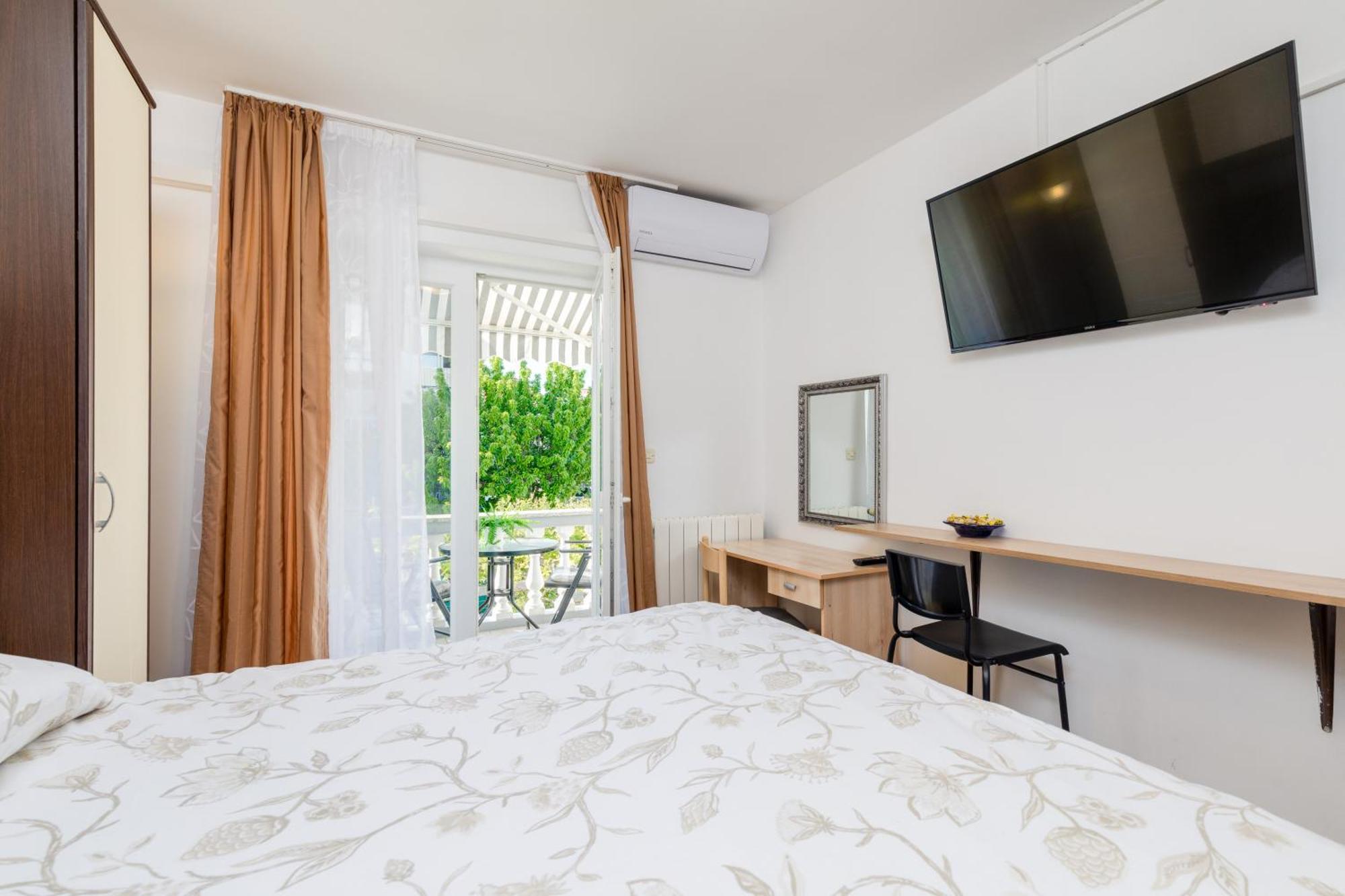 Apartment & Rooms Ivica كرك المظهر الخارجي الصورة