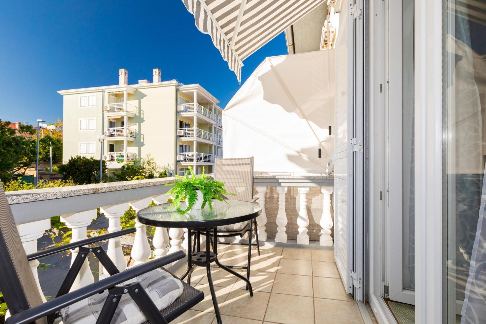 Apartment & Rooms Ivica كرك المظهر الخارجي الصورة